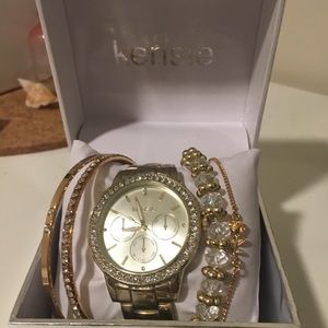 Kensie watch with bracelets and H&M rings!😻